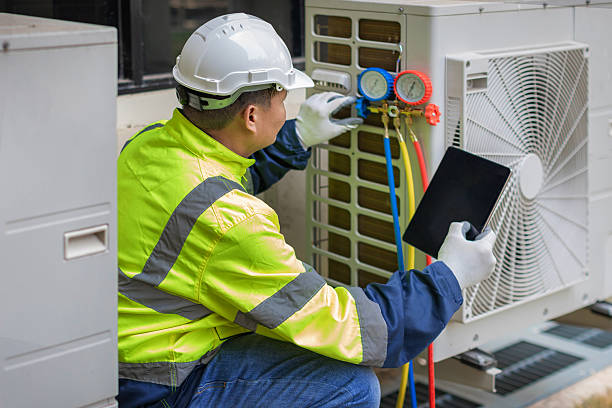 Professional Hvac technician working in Amherst, VA